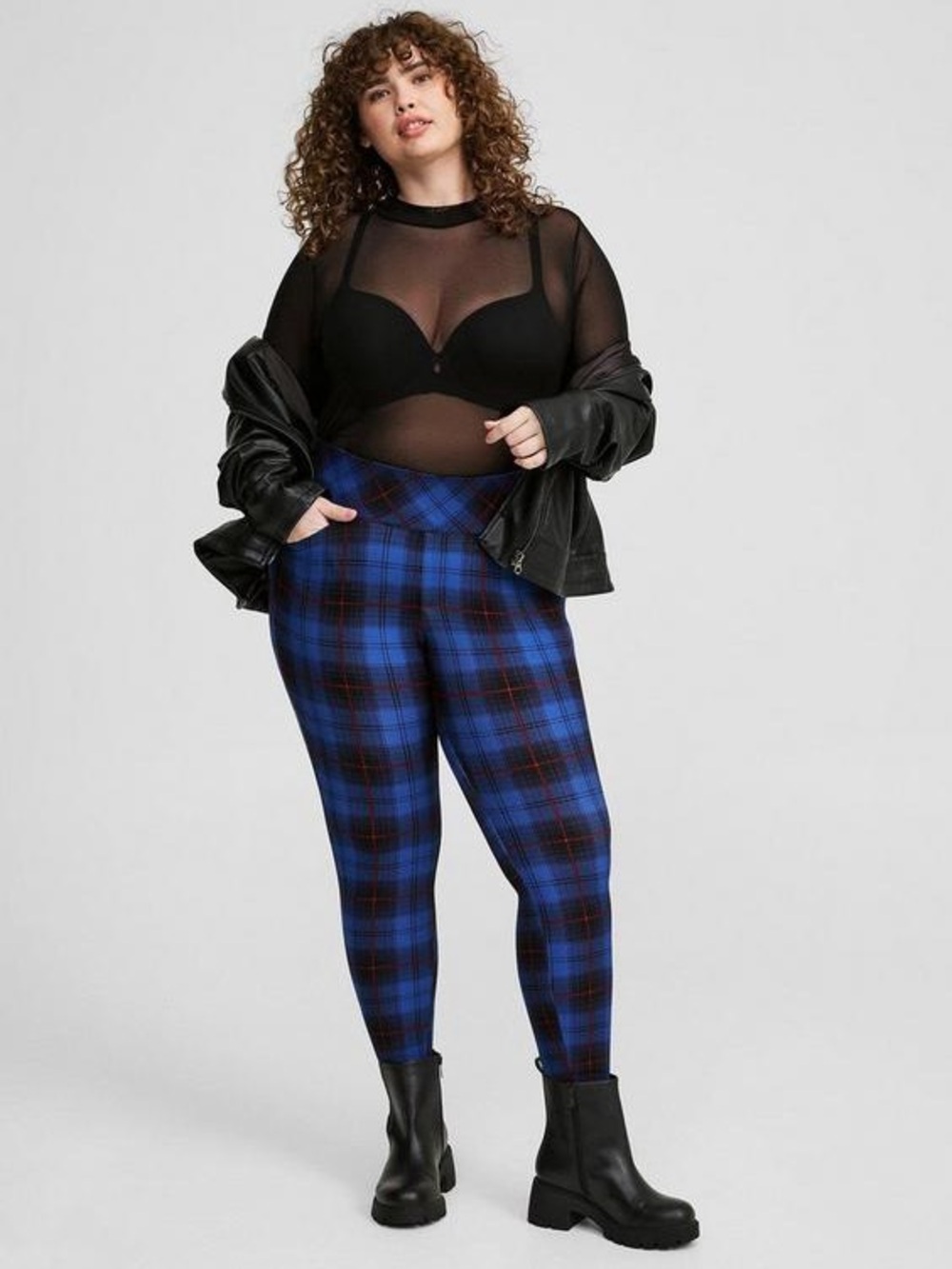 Torrid NEW Pixie Luxe Ponte Skinny Plaid Pants Size 2X Slimming Punk Goth Grunge